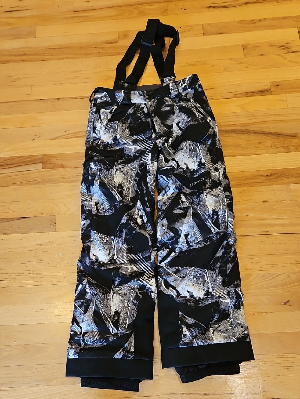 Spyder Black and White Boys Size 16 Snow Pants